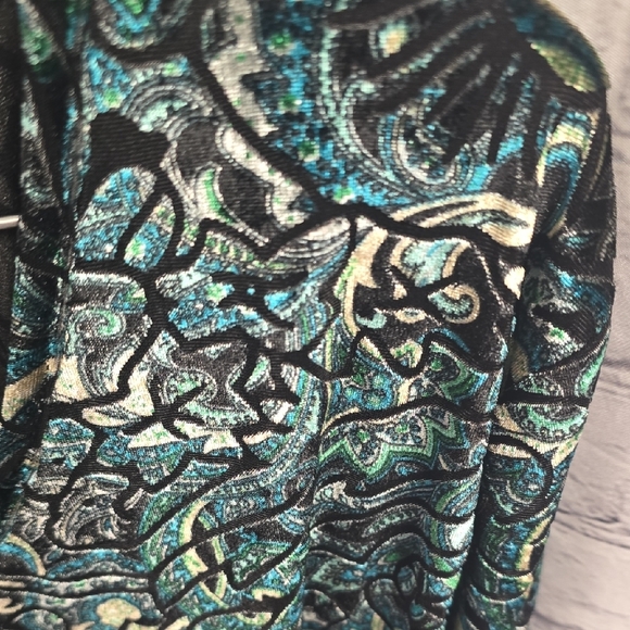 Catherines Black and Teal Iridescent 3X Burout Blouse - Picture 4 of 9